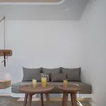 Santorini Kastelli Kamári