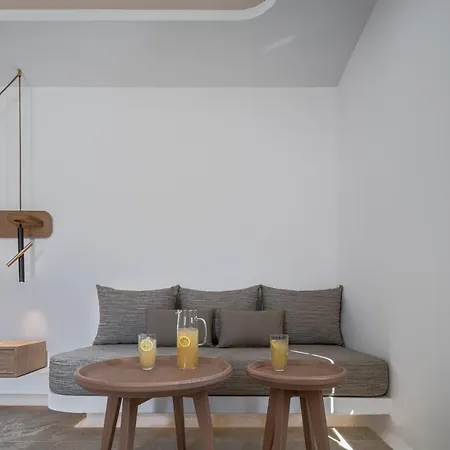 Santorini Kastelli Kamári