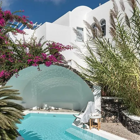Santorini Kastelli 5* Kamári