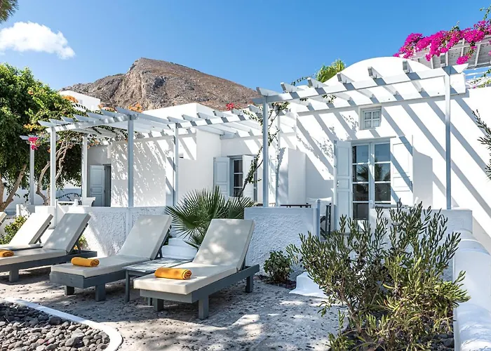 Santorini Kastelli Kamári