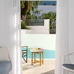 Santorini Kastelli Hotell 5*