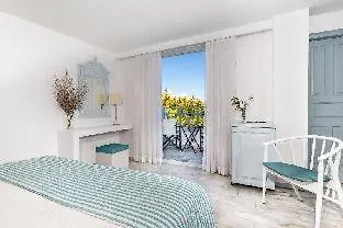 Santorini Kastelli 5* Kamári